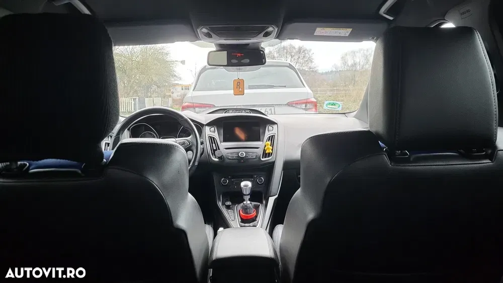 Ford Focus MK3 — imagine 3