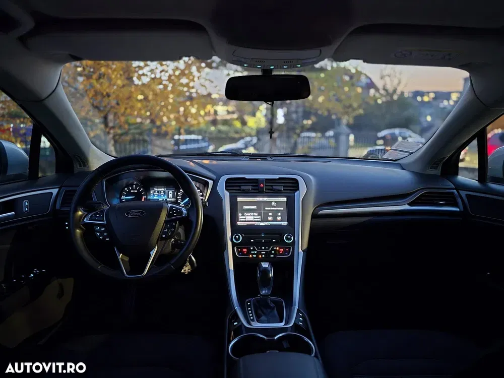 Ford Mondeo IV 2.0 TDCI PowerShift Trend — imagine 5