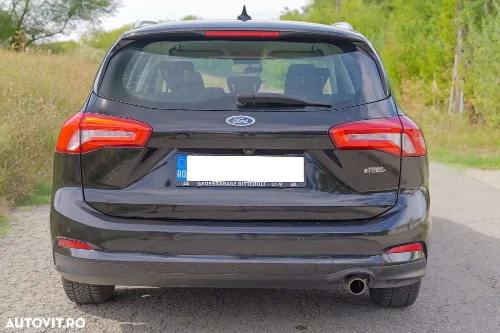 Ford Focus MK4 1.5 EcoBlue Titanium — imagine 6