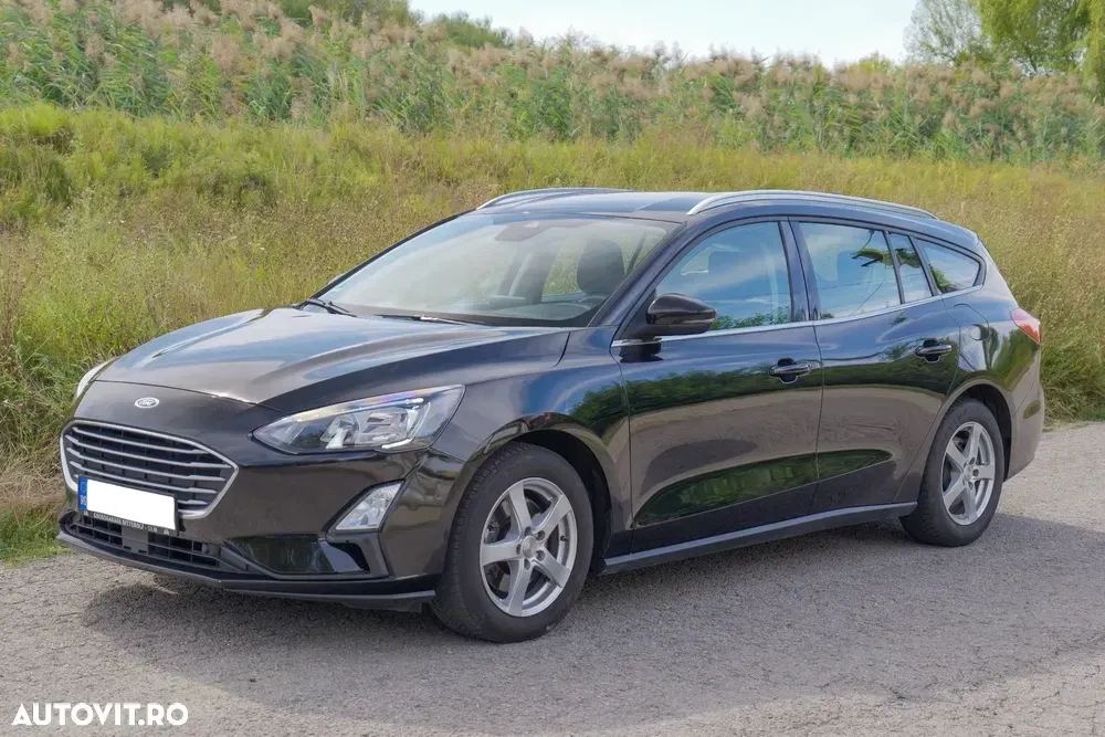 Ford Focus MK4 1.5 EcoBlue Titanium — imagine 2