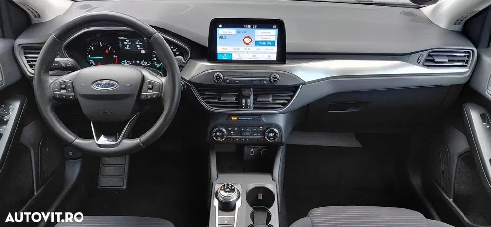 Ford Focus MK4 1.5 EcoBlue Titanium Business — imagine 6