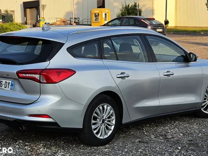 Ford Focus MK4 1.0 EcoBoost Titanium