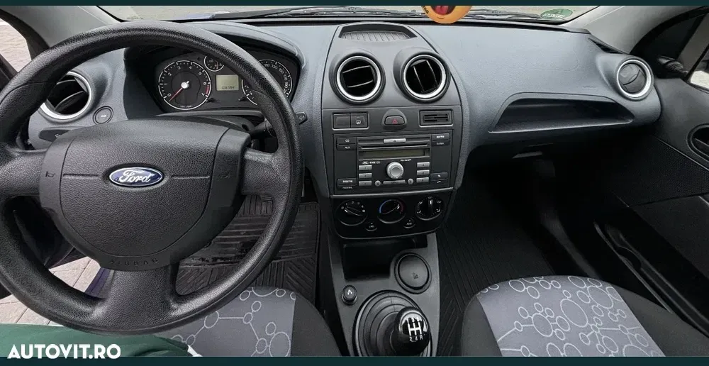 Ford Fiesta VI 1.3i Ambiente — imagine 5