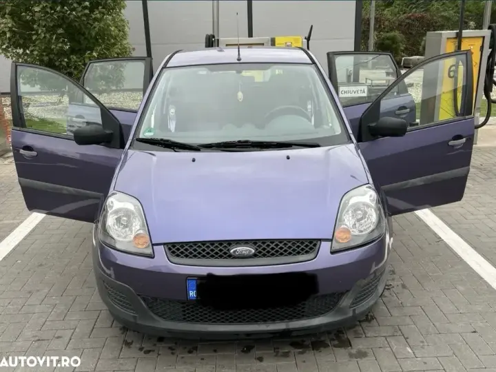 Ford Fiesta VI 1.3i Ambiente