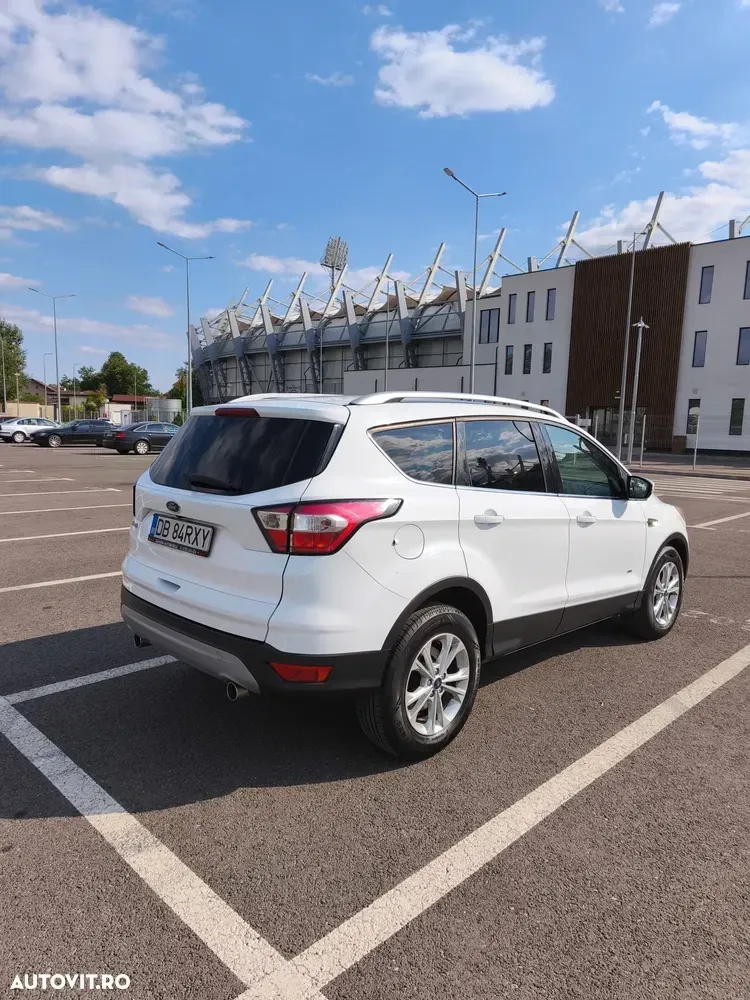 Ford Kuga II 2.0 TDCi 4x4 Aut. Titanium — imagine 3