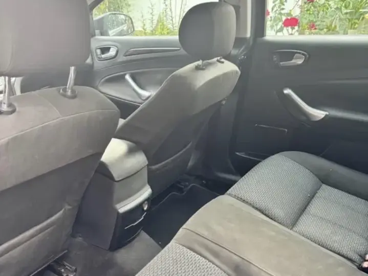 Ford Mondeo III 2.0 TDCI Ghia
