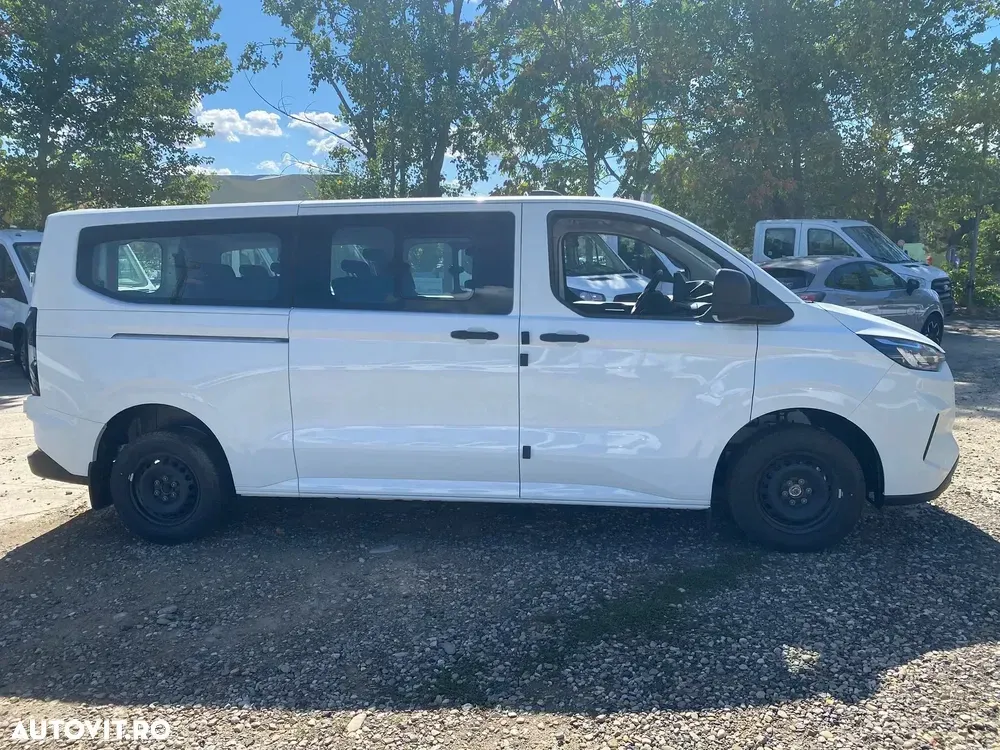 Ford Transit Custom — imagine 3