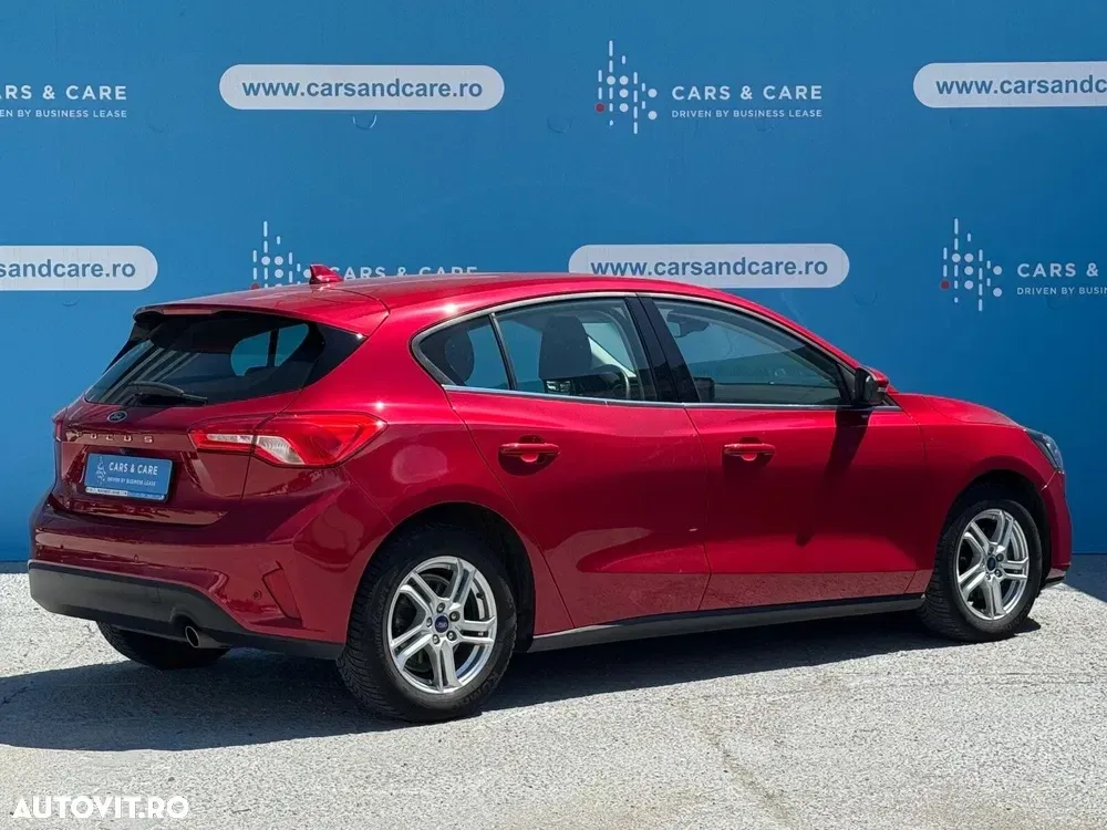 Ford Focus — imagine 4