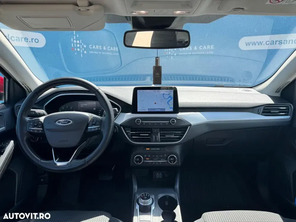 Ford Focus — imagine 5