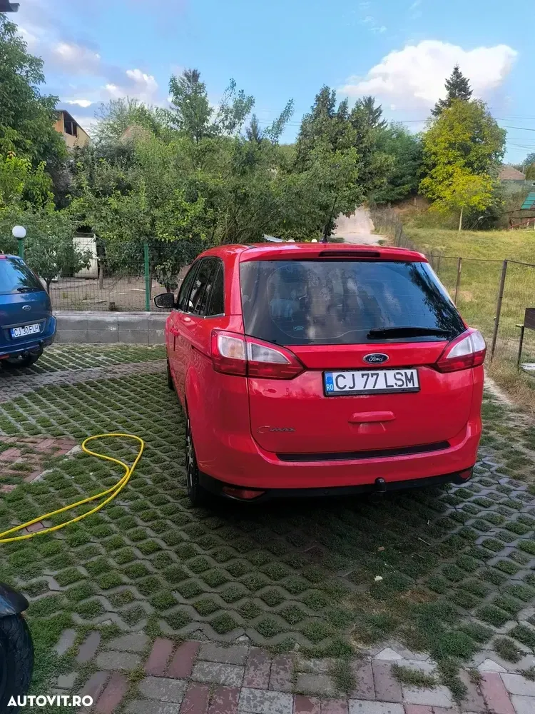 Ford Grand C-Max 2.0 TDCi SYNC Edition — imagine 2