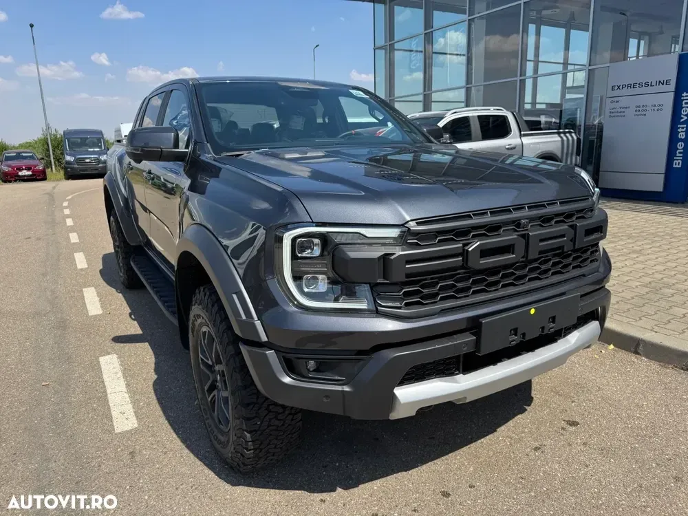 Ford Raptor — imagine 3