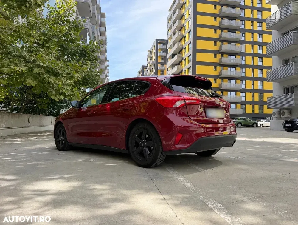 Ford Focus MK4 — imagine 4