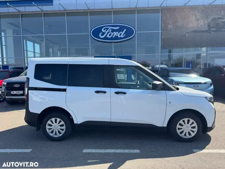 Ford Courier