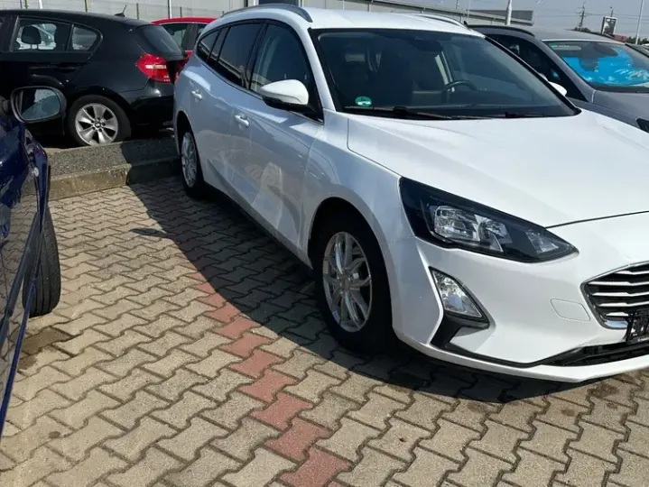 Ford Focus MK4 1.5 EcoBlue Start-Stopp-System COOL&CONNECT