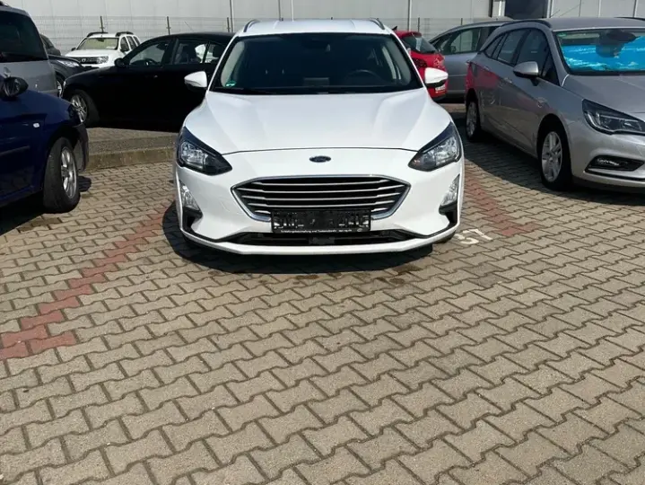 Ford Focus MK4 1.5 EcoBlue Start-Stopp-System COOL&CONNECT