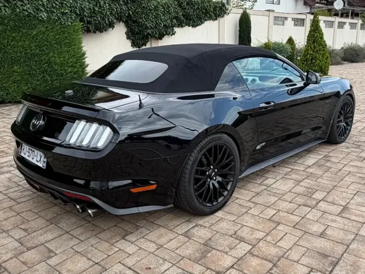 Ford Mustang VI