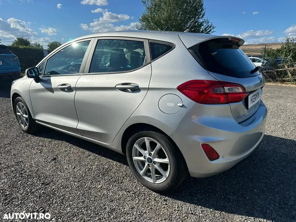 Ford Fiesta VIII 1.1 COOL&CONNECT — imagine 3