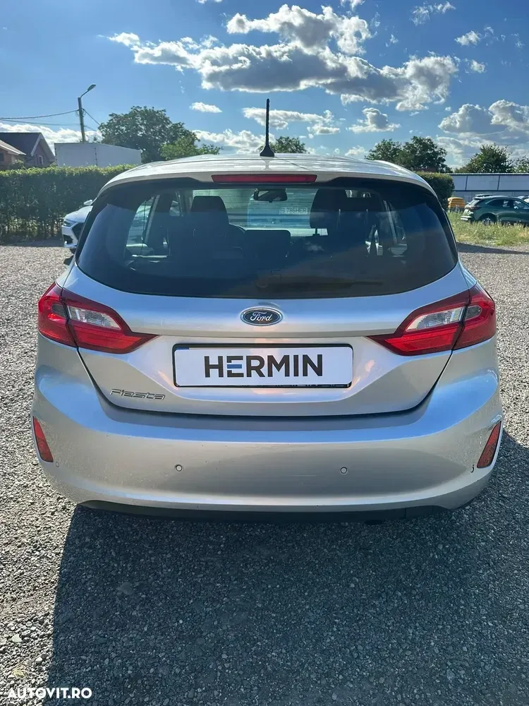 Ford Fiesta VIII 1.1 COOL&CONNECT — imagine 4