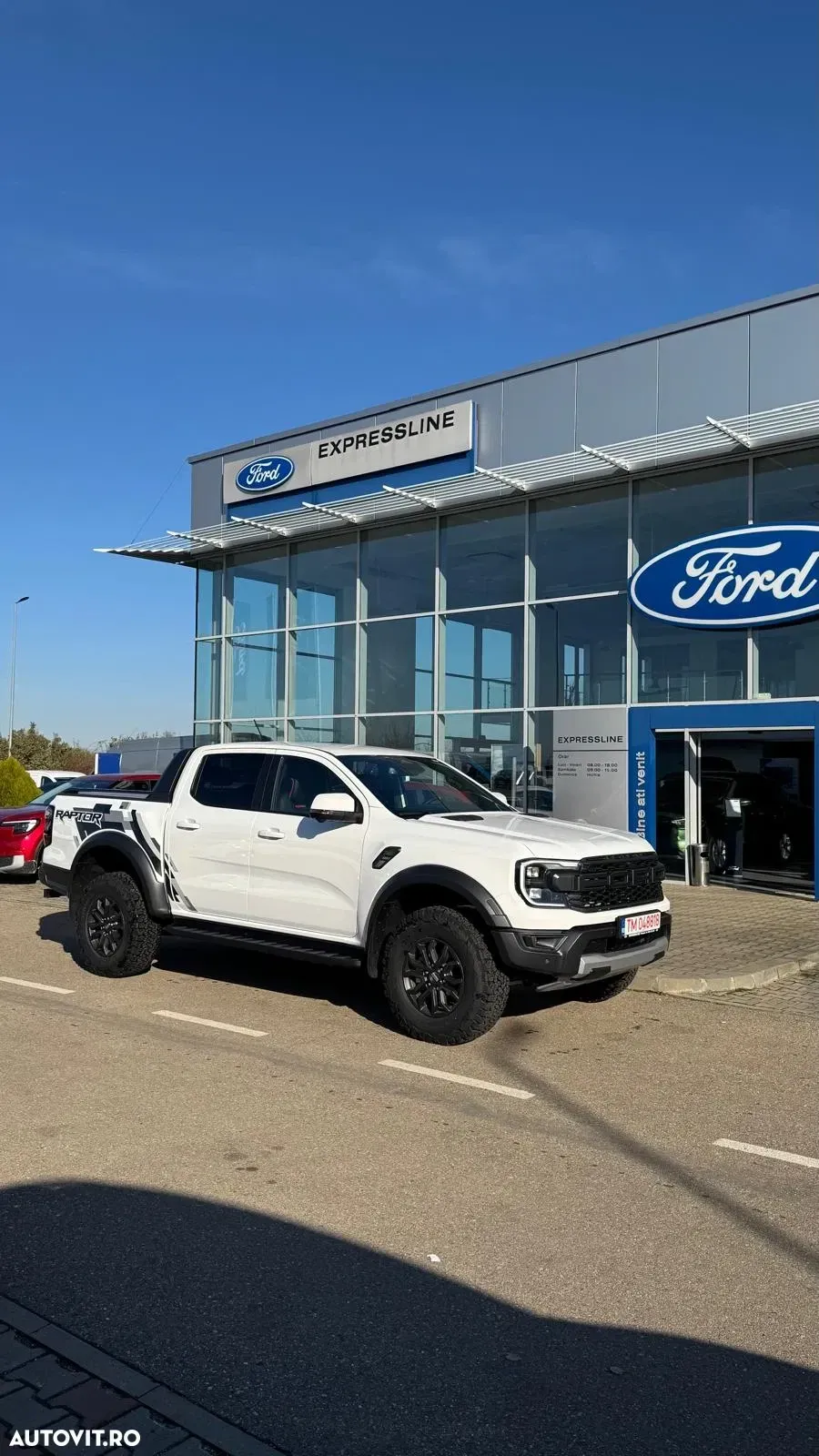 Ford Raptor — imagine 4