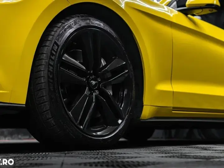 Ford Mustang VI