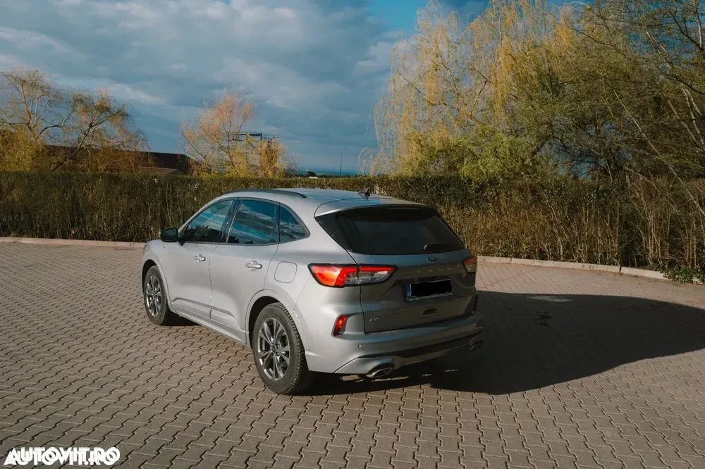 Ford Kuga III 2.0 EcoBlue A8 AWD ST Line X — imagine 3