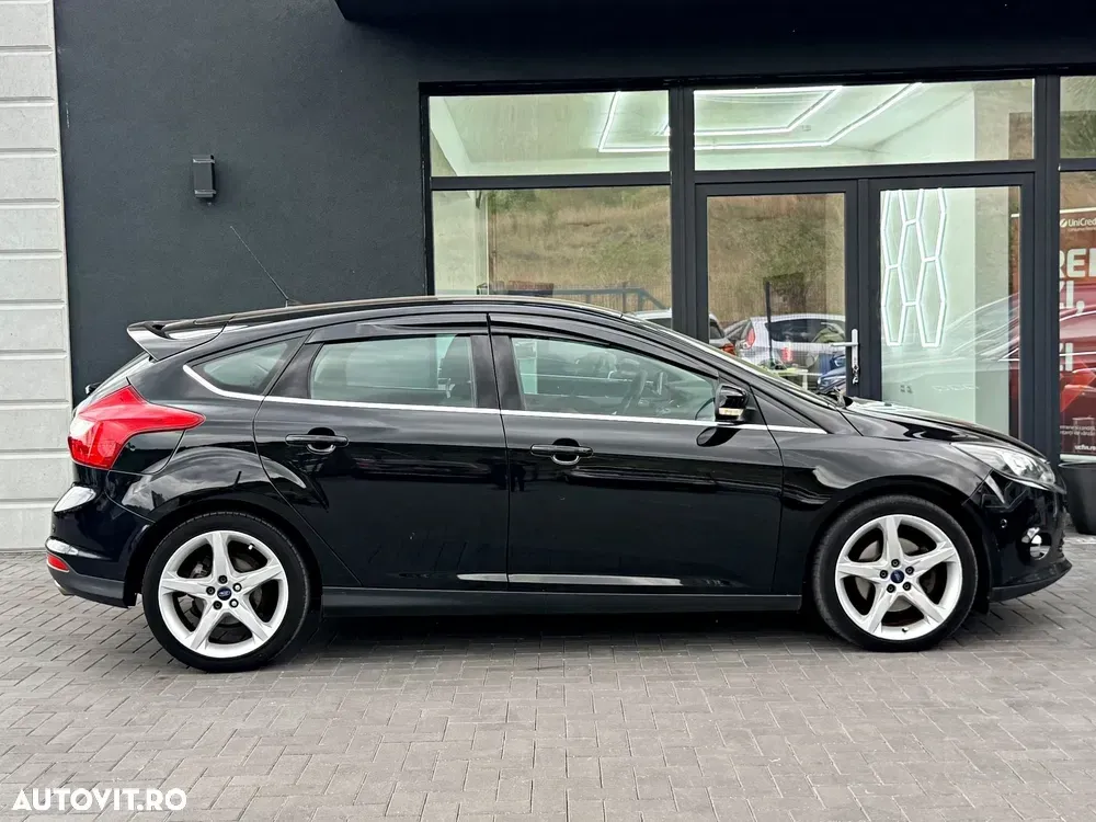 Ford Focus 2.0 TDCI DPF Titanium — imagine 2