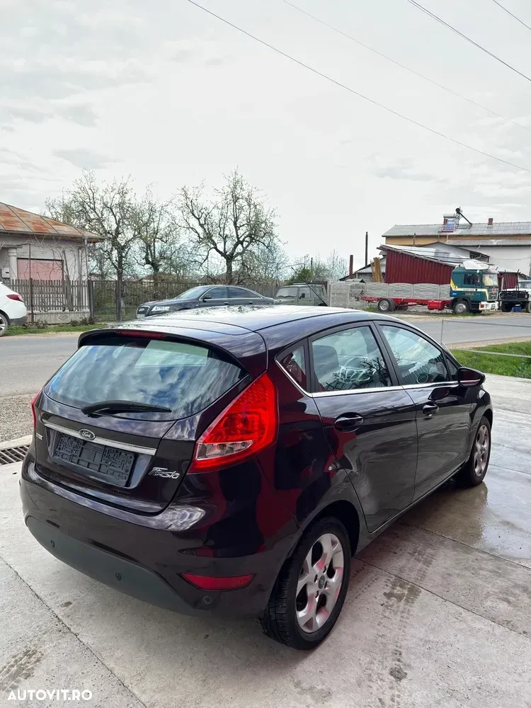 Ford Fiesta VII 1.6 TDCI DPF Titanium — imagine 4