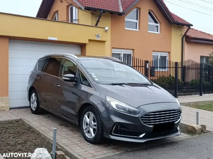 Ford S-Max
