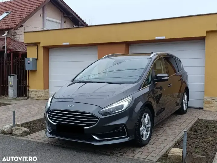 Ford S-Max