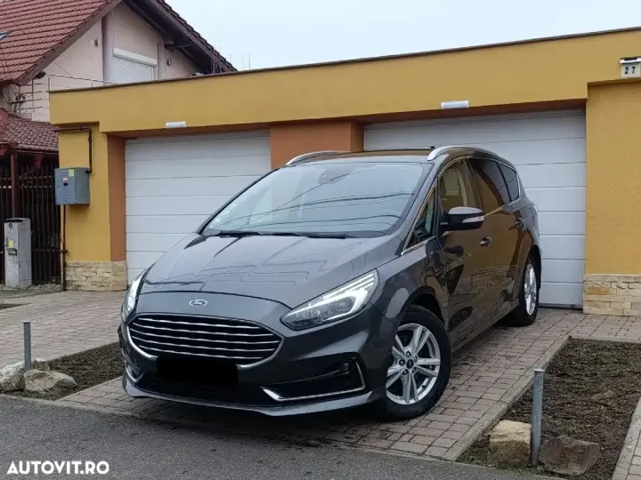 Ford S-Max