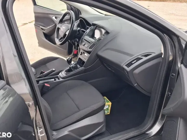 Ford Focus 1.0 EcoBoost Start-Stopp-System COOL&CONNECT