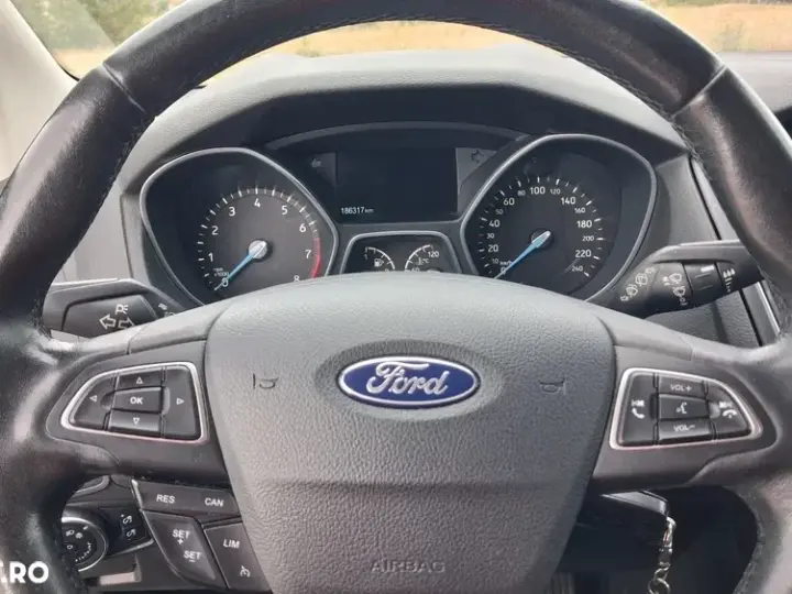 Ford Focus 1.0 EcoBoost Start-Stopp-System COOL&CONNECT