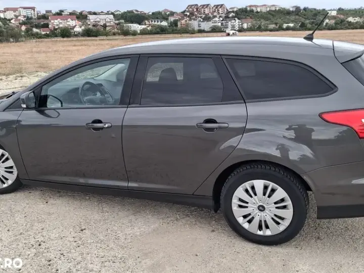Ford Focus 1.0 EcoBoost Start-Stopp-System COOL&CONNECT