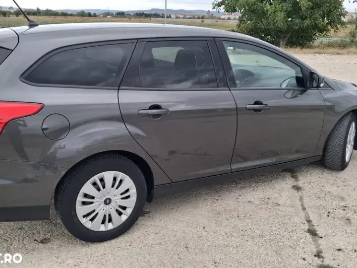Ford Focus 1.0 EcoBoost Start-Stopp-System COOL&CONNECT