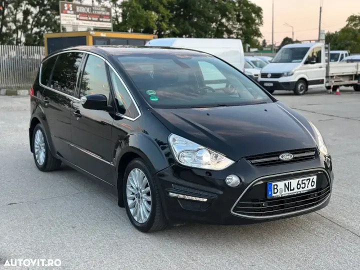 Ford S-Max 2.0 TDCi Powershift Titanium