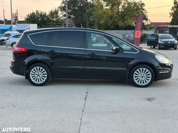 Ford S-Max 2.0 TDCi Powershift Titanium