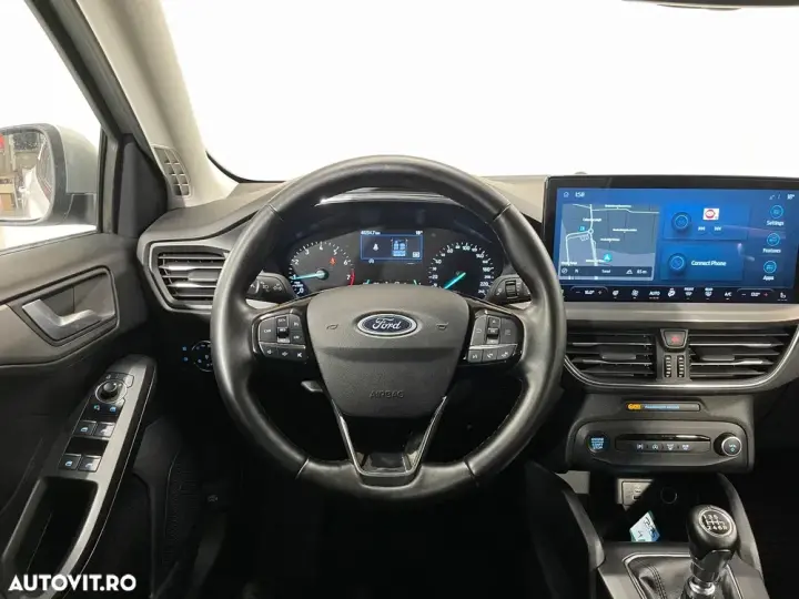 Ford Focus MK4 1.0 EcoBoost Titanium
