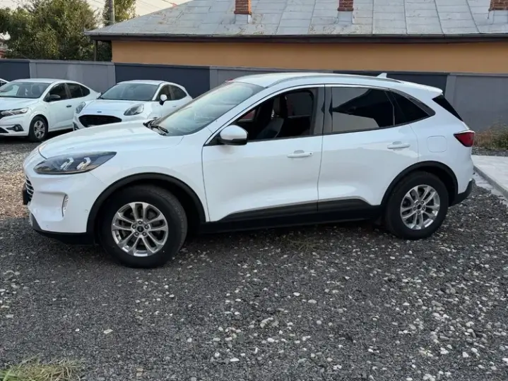 Ford Kuga III 2.0 EcoBlue A8 AWD Titanium X