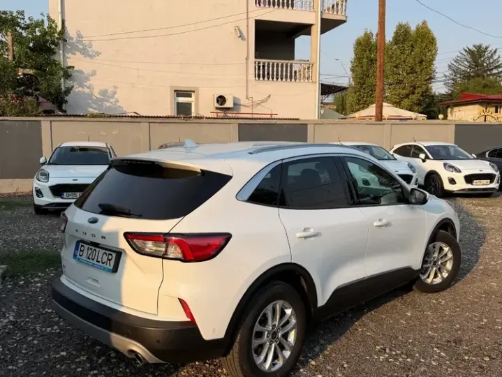Ford Kuga III 2.0 EcoBlue A8 AWD Titanium X