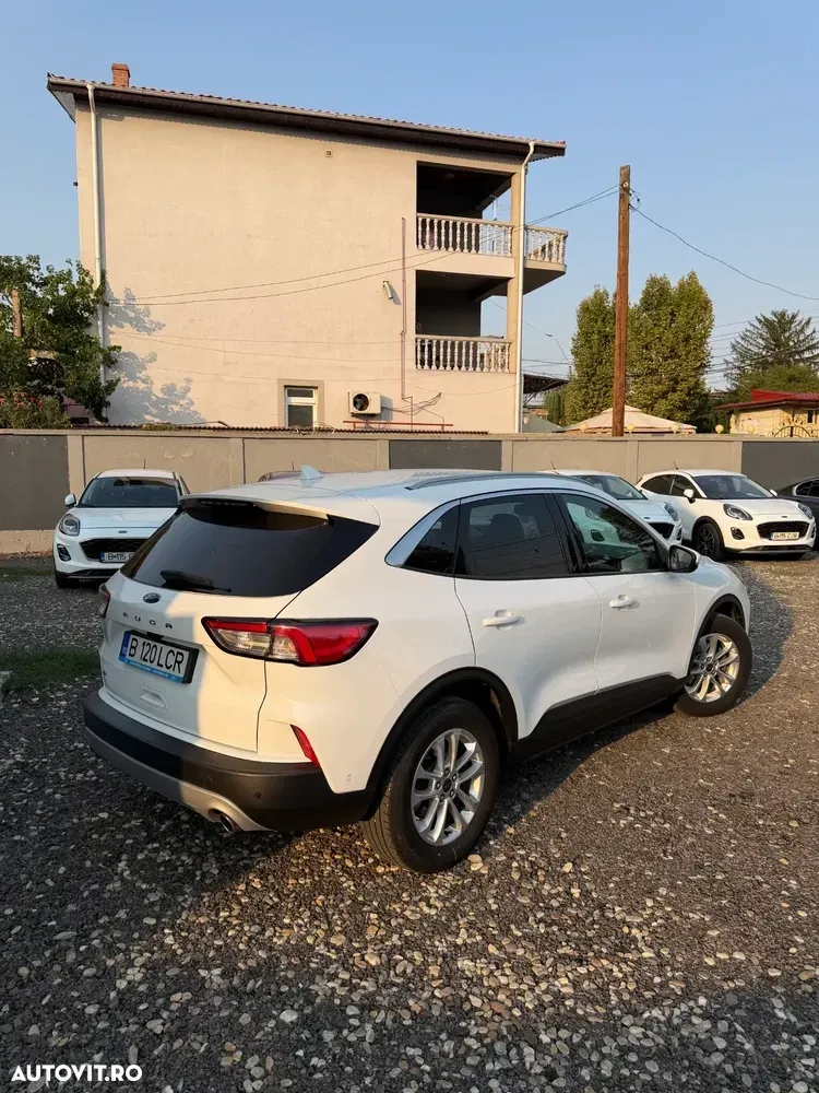 Ford Kuga III 2.0 EcoBlue A8 AWD Titanium X — imagine 4