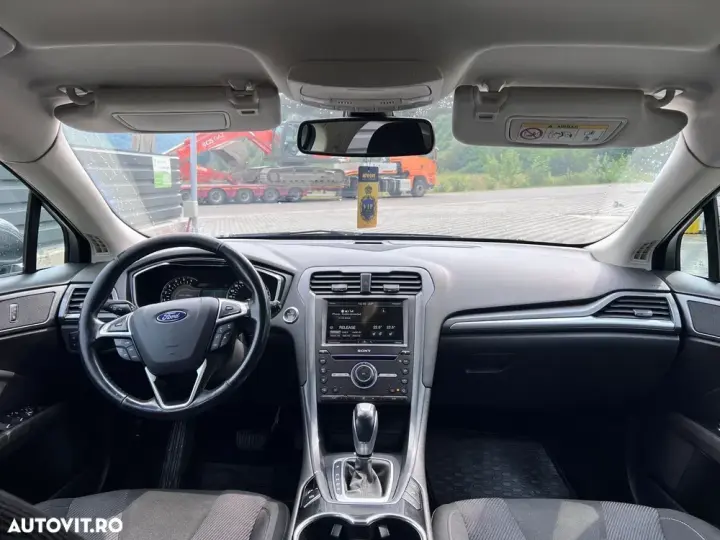 Ford Mondeo 2.0 TDCI PowerShift Trend