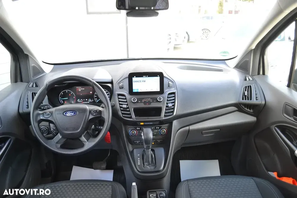 Ford Transit Connect — imagine 5