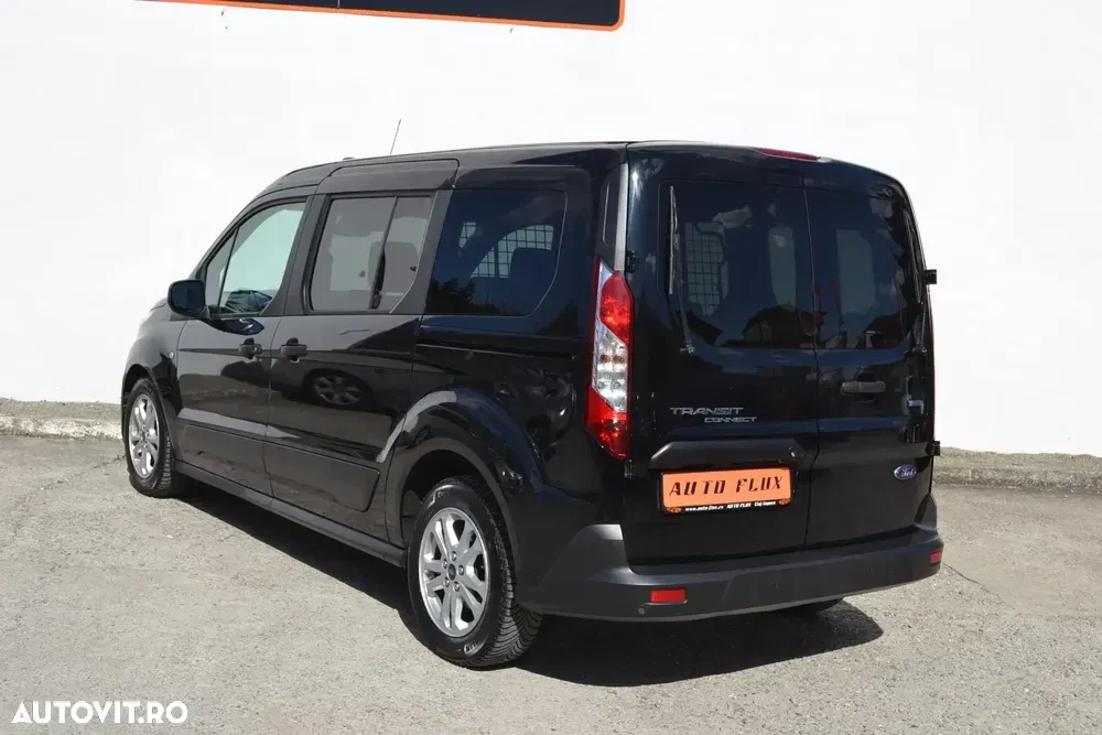 Ford Transit Connect — imagine 4