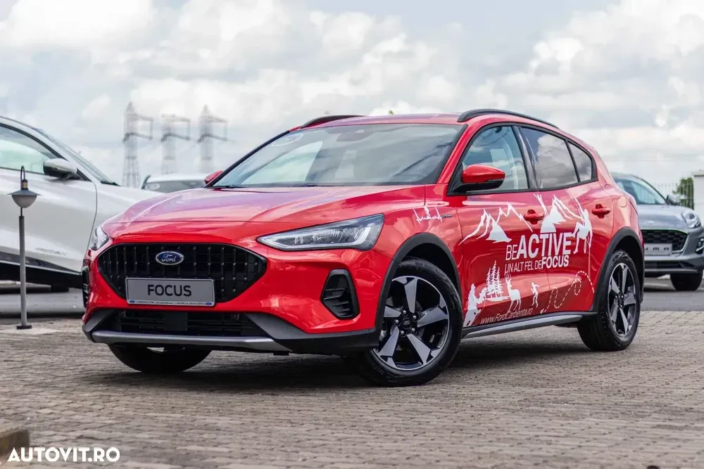 Ford Focus MK4 1.0 EcoBoost 6MT MHEV Active X — imagine 2