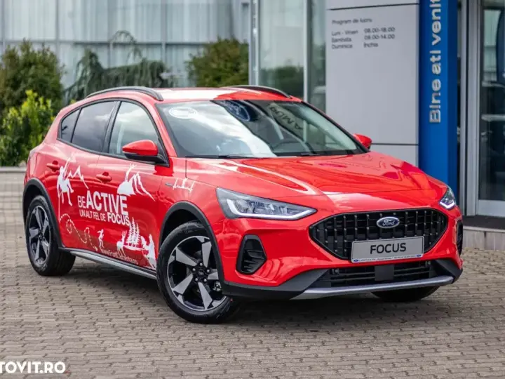 Ford Focus MK4 1.0 EcoBoost 6MT MHEV Active X
