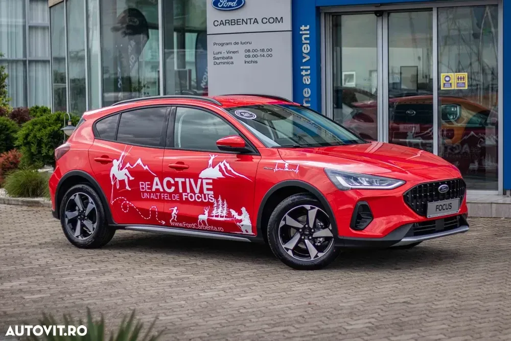 Ford Focus MK4 1.0 EcoBoost 6MT MHEV Active X — imagine 6