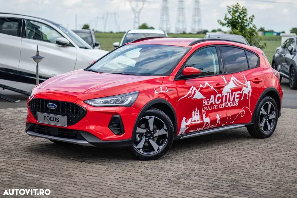 Ford Focus MK4 1.0 EcoBoost 6MT MHEV Active X — imagine 5