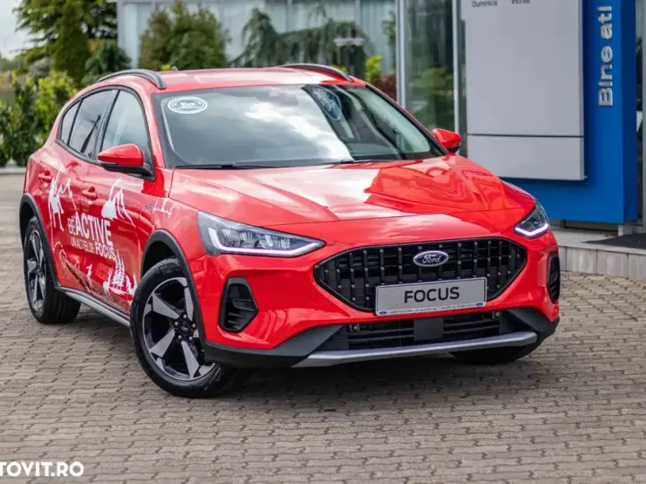 Ford Focus MK4 1.0 EcoBoost 6MT MHEV Active X