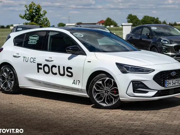 Ford Focus MK4 1.0 EcoBoost MHEV ST-Line X