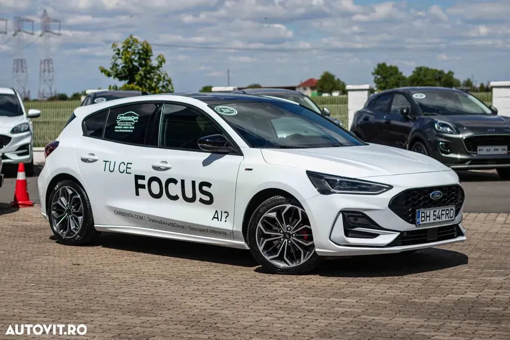 Ford Focus MK4 1.0 EcoBoost MHEV ST-Line X — imagine 6
